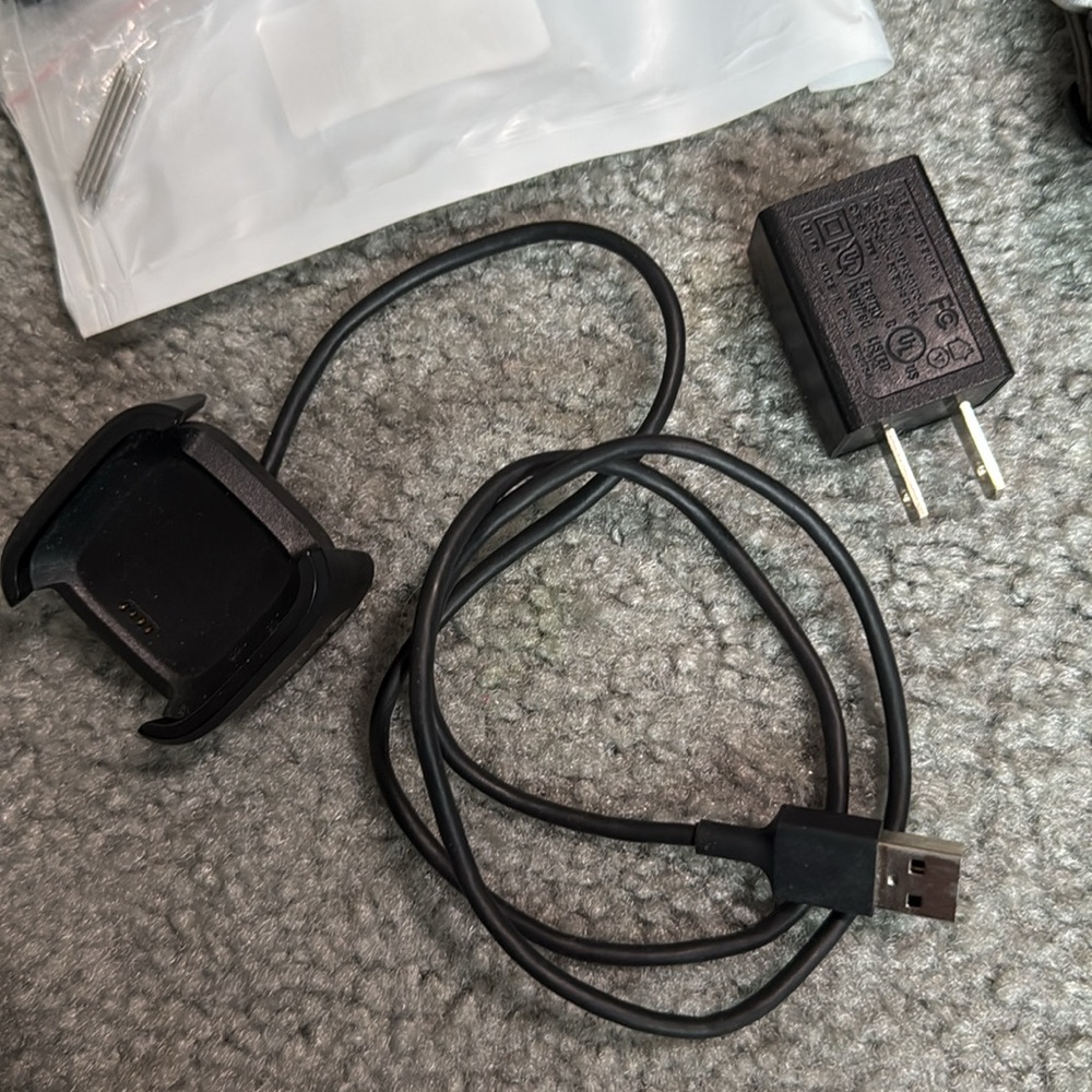 Fitbit Versa Lite - image 3